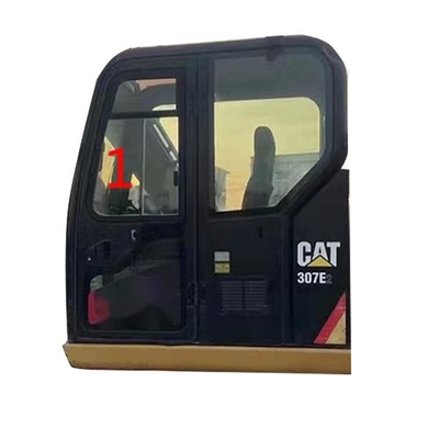 5mm CATERPILLAR Kabin Camı ISO Sol Eğimli Yan Konum NO.1