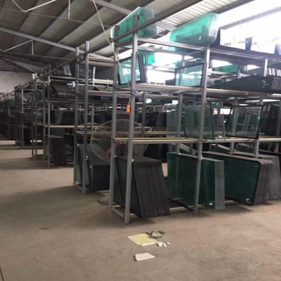 SUMITOMO CATERPILLAR Ekskavatör Kabini Cam Sol Kapı Arka Pozisyon NO.4 Ön Cam Değişimi