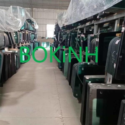 71M9-01410 HYUNDAI Ekskavatör Ön Cam Değiştirme Üst Pozisyon A Pencere Temperli